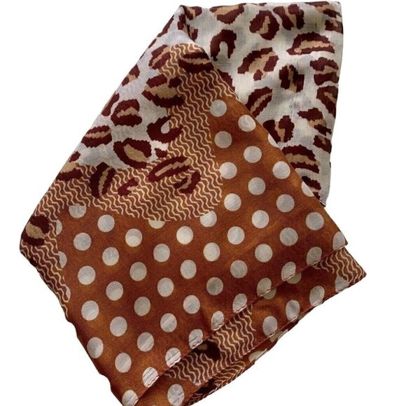 NWOT - WOMEN'S LEOPARD ANIMAL PRINT SCARF - 34" x 68" - Picture 2 of 3